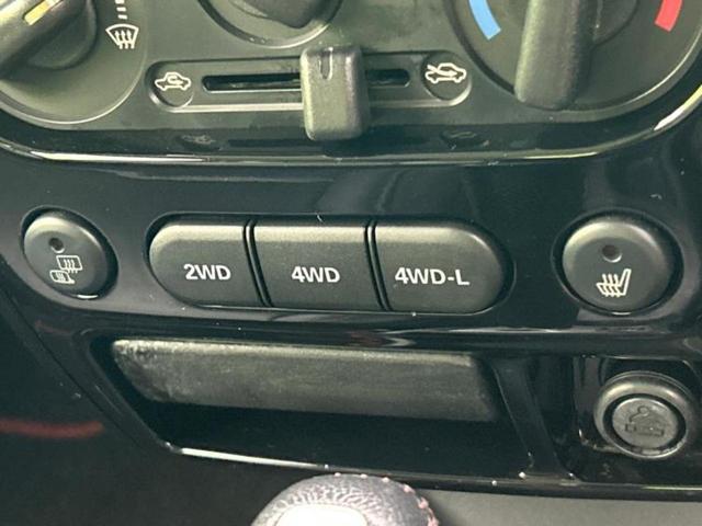 ジムニー ４ＷＤクロスアドベンチャー　新品タイヤ／保証書／社外　ＳＤナビ／シートヒーター　前席／シート　合皮／ドライブレコーダー　社外／ヘッドランプ　ＬＥＤ／Ｂｌｕｅｔｏｏｔｈ接続／ＥＴＣ／ＡＢＳ／フルセグＴＶ／ＤＶＤ　ＬＥＤヘッドランプ（18枚目）