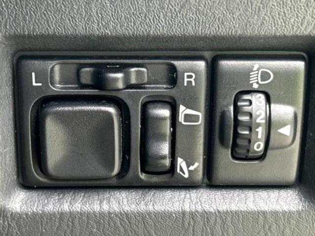 ジムニー ４ＷＤクロスアドベンチャー　新品タイヤ／保証書／社外　ＳＤナビ／シートヒーター　前席／シート　合皮／ドライブレコーダー　社外／ヘッドランプ　ＬＥＤ／Ｂｌｕｅｔｏｏｔｈ接続／ＥＴＣ／ＡＢＳ／フルセグＴＶ／ＤＶＤ　ＬＥＤヘッドランプ（26枚目）