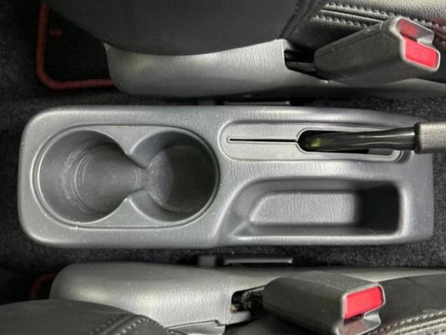 ジムニー ４ＷＤクロスアドベンチャー　新品タイヤ／保証書／社外　ＳＤナビ／シートヒーター　前席／シート　合皮／ドライブレコーダー　社外／ヘッドランプ　ＬＥＤ／Ｂｌｕｅｔｏｏｔｈ接続／ＥＴＣ／ＡＢＳ／フルセグＴＶ／ＤＶＤ　ＬＥＤヘッドランプ（31枚目）