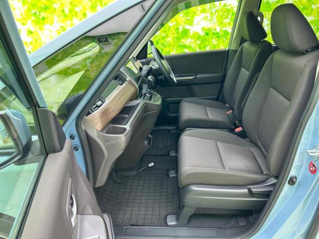 ＷＥＣＡＲＳでは各商談席に大型モニターをご用意しております！見やすい大画面でゆったりと全国の在庫をご覧いただけます！是非ご来店お待ちしております！