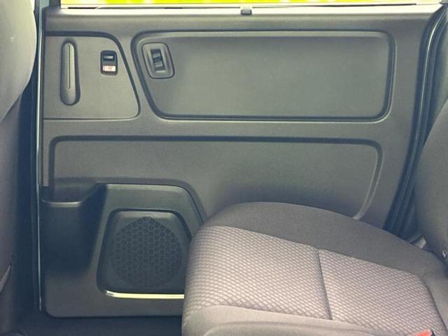 ＷＥＣＡＲＳでは各商談席に大型モニターをご用意しております！見やすい大画面でゆったりと全国の在庫をご覧いただけます！是非ご来店お待ちしております！