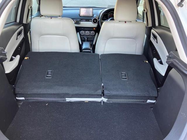 デミオ ４ＷＤ　ＸＤツーリングＬパッケージ　新品タイヤ／保証書／純正　ＳＤナビ／衝突安全装置／シートヒーター　前席／車線逸脱防止支援システム／シート　ハーフレザー／パーキングアシスト　バックガイド／ドライブレコーダー　社外　ターボ　バックカメラ（8枚目）