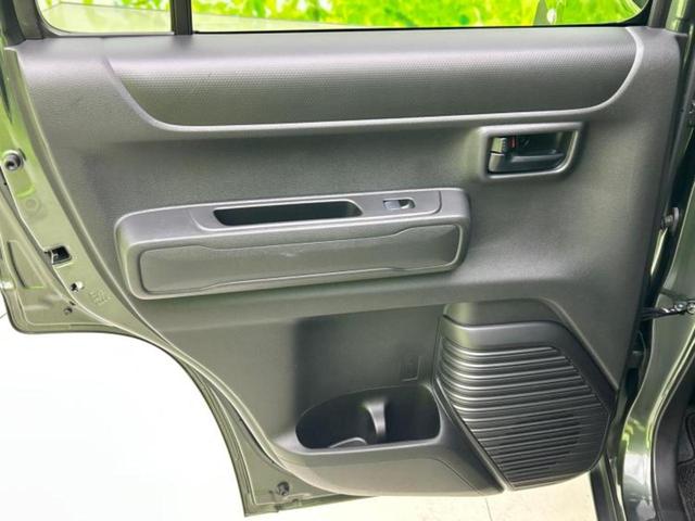 ＷＥＣＡＲＳでは各商談席に大型モニターをご用意しております！見やすい大画面でゆったりと全国の在庫をご覧いただけます！是非ご来店お待ちしております！