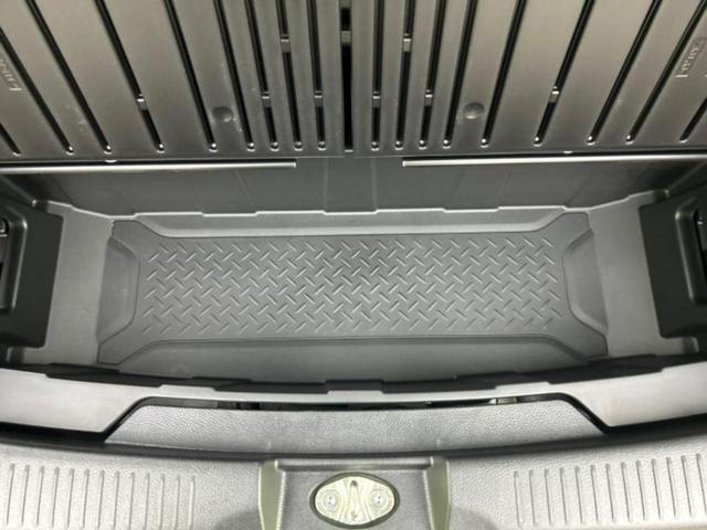 ＷＥＣＡＲＳでは登録（届出）済未使用車や走行距離１万ｋｍ未満の在庫車も多数ご用意しております！状態は良いものが良いけど、新車は高いな・・・そんなお客様にオススメです！