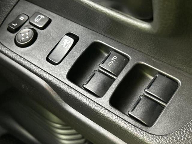 国産車から輸入車まで多様なお客様のニーズのお応えできるように、全国規模で豊富な在庫展開！車のことならＷＥＣＡＲＳへ！