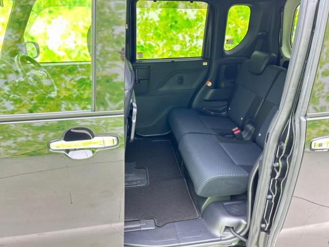 ＷＥＣＡＲＳでは各商談席に大型モニターをご用意しております！見やすい大画面でゆったりと全国の在庫をご覧いただけます！是非ご来店お待ちしております！