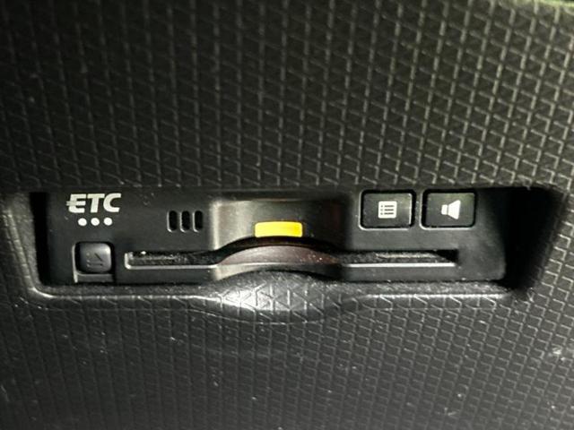 お車に合わせて無料保証以外にも、保証範囲、期間、距離を拡充させた有料保証もご用意しております！中古車の購入が初めてで不安・・・というお客様もご安心ください！