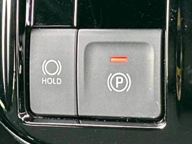 国産車から輸入車まで多様なお客様のニーズのお応えできるように、全国規模で豊富な在庫展開！車のことならＷＥＣＡＲＳへ！