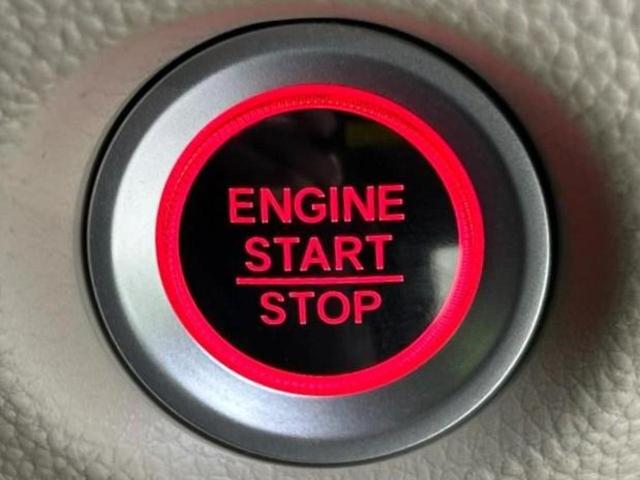 Ｎ－ＢＯＸ ４ＷＤ　Ｇ・Ｌホンダセンシング　新品タイヤ／社外　８インチ　ＳＤナビ／衝突安全装置／両側電動スライドドア／シートヒーター／車線逸脱防止支援システム／ヘッドランプ　ＬＥＤ／Ｂｌｕｅｔｏｏｔｈ接続／ＥＴＣ／ＥＢＤ付ＡＢＳ　バックカメラ（30枚目）