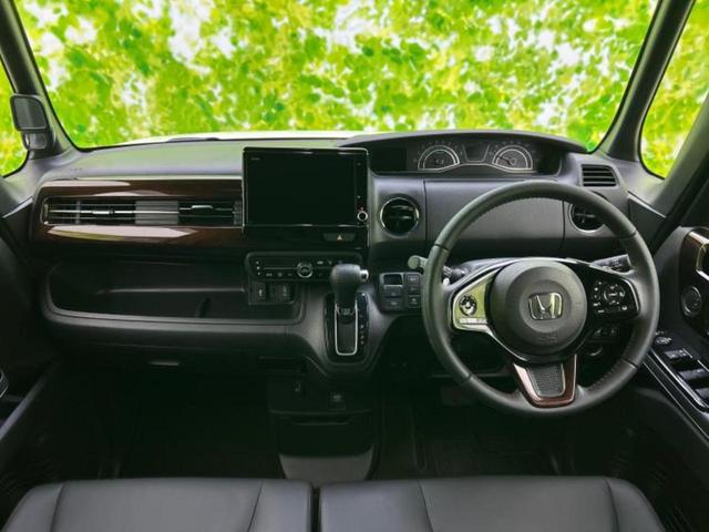 N-BOXカスタム L・ターボコーディネートスタイル 新品タイヤ/保証書/純正 8インチ SDナビ/ホンダセンシング/両側電動スライドドア/シートヒーター 前席/車線逸脱防止支援システム/ヘッドランプ LED/USBジャック/Bluetooth接続(8枚目)