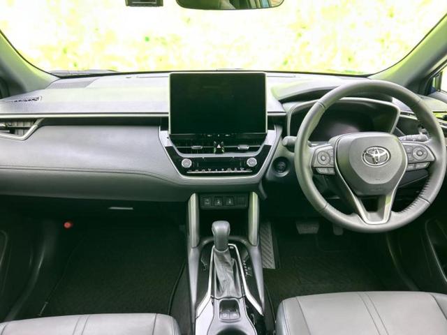 カローラクロス ハイブリッドZ 保証書/ディスプレイオーディオ10インチ/シートヒーター/車線逸脱防止支援システム/シート ハーフレザー/電動バックドア/ドライブレコーダー 前後/ヘッドランプ LED/USBジャック バックカメラ(8枚目)