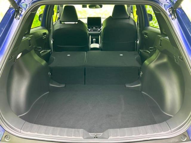 カローラクロス ハイブリッドZ 保証書/ディスプレイオーディオ10インチ/シートヒーター/車線逸脱防止支援システム/シート ハーフレザー/電動バックドア/ドライブレコーダー 前後/ヘッドランプ LED/USBジャック バックカメラ(21枚目)