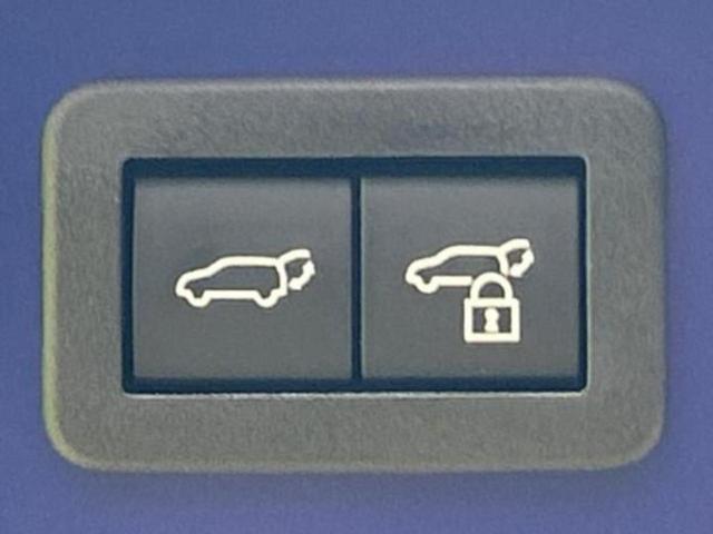 カローラクロス ハイブリッドZ 保証書/ディスプレイオーディオ10インチ/シートヒーター/車線逸脱防止支援システム/シート ハーフレザー/電動バックドア/ドライブレコーダー 前後/ヘッドランプ LED/USBジャック バックカメラ(27枚目)