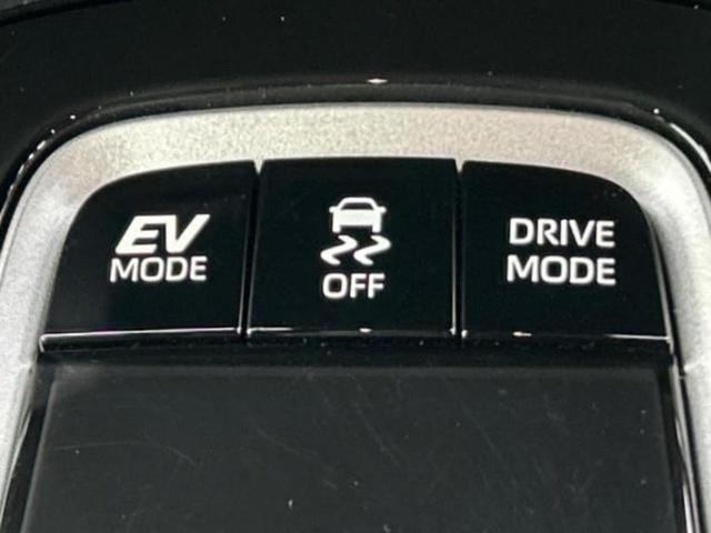 カローラクロス ハイブリッドZ 保証書/ディスプレイオーディオ10インチ/シートヒーター/車線逸脱防止支援システム/シート ハーフレザー/電動バックドア/ドライブレコーダー 前後/ヘッドランプ LED/USBジャック バックカメラ(31枚目)