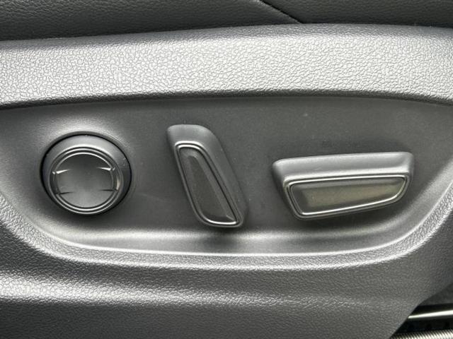 カローラクロス ハイブリッドZ 保証書/ディスプレイオーディオ10インチ/シートヒーター/車線逸脱防止支援システム/シート ハーフレザー/電動バックドア/ドライブレコーダー 前後/ヘッドランプ LED/USBジャック バックカメラ(36枚目)