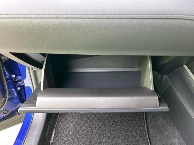 カローラクロス ハイブリッドZ 保証書/ディスプレイオーディオ10インチ/シートヒーター/車線逸脱防止支援システム/シート ハーフレザー/電動バックドア/ドライブレコーダー 前後/ヘッドランプ LED/USBジャック バックカメラ(43枚目)