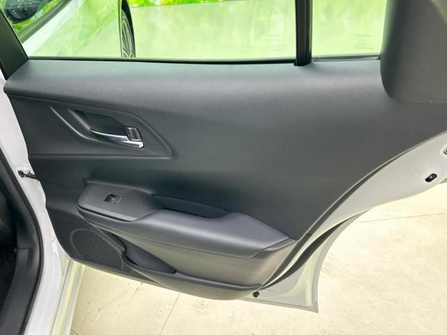 プリウス ４ＷＤ　Ｚ　新品タイヤ／保証書／ディスプレイオーディオ＋ナビ１１インチ／デジタルインナーミラー／衝突安全装置／シートヒーター／全方位モニター／車線逸脱防止支援システム／シート　合皮　衝突被害軽減システム　４ＷＤ（23枚目）