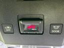 今の愛車いくらで売れるの?他社で査定して思ったより安くてショック・・・そんなお客様!是非一度WECARSの下取価格をご覧ください!お客様ができるだけお得にお乗り換えできるよう精一杯頑張ります!