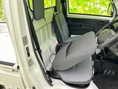 ＷＥＣＡＲＳではほぼ毎日新しい在庫車両を入荷しております！お客様のこだわりを叶える１台がきっとＷＥＣＡＲＳにあるはずです！ 5