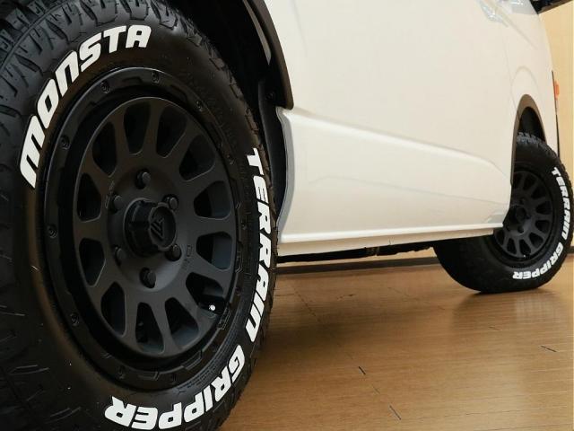 GL 丸目フェイスキット/テールランプスモーク/内装架装Ver1/デルタフォース16インチAW/モンスタータイヤ/オーバーフェンダー/BIG-X11インチナビ/フリップダウンモニター/黄木目インテリアパネル(4枚目)