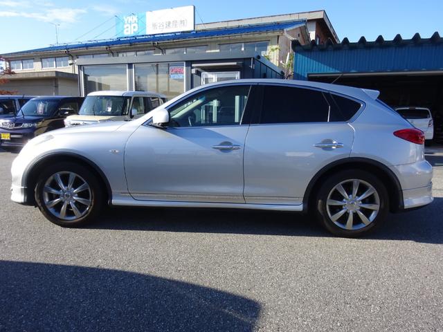 370GT FOUR 4WD 衝突軽減BK 純正HDDナビ HID 令和4年9月 記録簿 禁煙車 パークソナー バックカメラ クルーズコントロール ドラレコ ETC 本革 フルエアロ(13枚目)