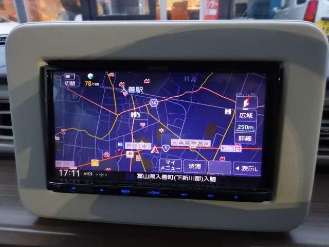 アルトラパン X 頸部衝撃緩和ヘッドレスト バックカメラ アイドリングストップ キーレスエントリー スマートキー ベンチシート 衝突被害軽減システム メモリーナビ フルセグTV ETC(2枚目)