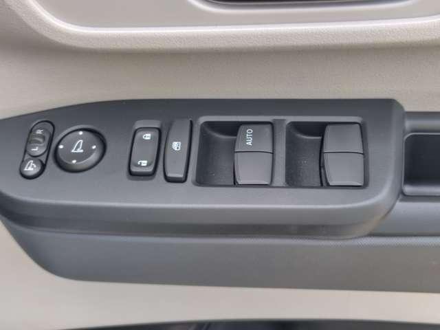 Ｎ－ＢＯＸ ベースグレード　片側パワースライドドア　バックカメラ　ホンダセンシング　純正ナビ（69枚目）