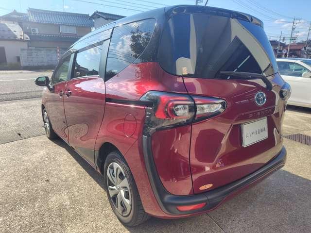 シエンタ ハイブリッドＧ　クエロ　ユーザー買取車　シートヒーター　ステアリングヒーター　全方位カメラ（6枚目）