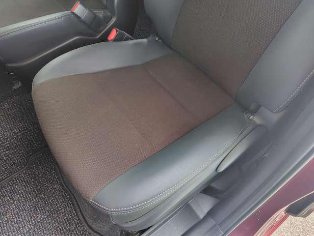 シエンタ ハイブリッドＧ　クエロ　ユーザー買取車　シートヒーター　ステアリングヒーター　全方位カメラ（12枚目）