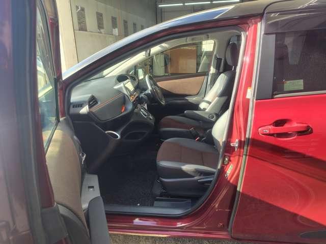 シエンタ ハイブリッドＧ　クエロ　ユーザー買取車　シートヒーター　ステアリングヒーター　全方位カメラ（29枚目）