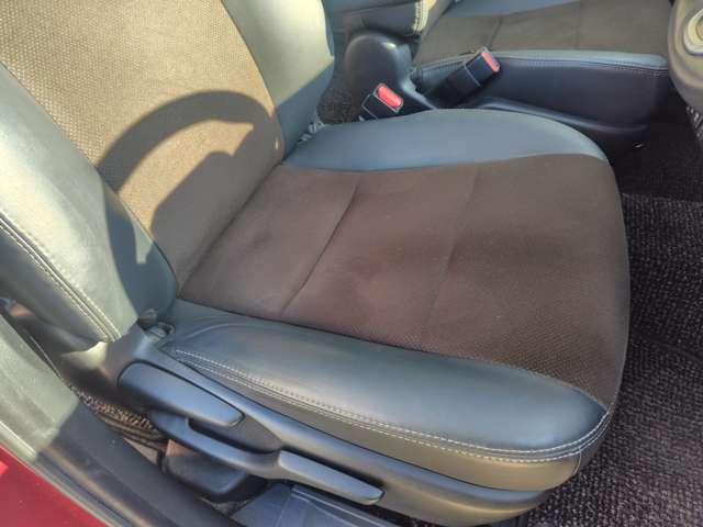 シエンタ ハイブリッドＧ　クエロ　ユーザー買取車　シートヒーター　ステアリングヒーター　全方位カメラ（30枚目）