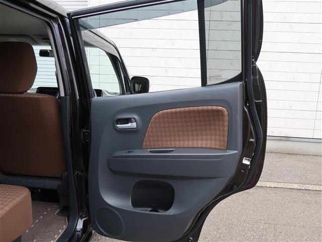 モコ X FOUR 4WD 寒冷地仕様 車検令和9年7月 カラーバックモニター プッシュスタート スマートキー アイドリングストップ シートヒーター 社外アルミホイール 純正CDオーディオ(79枚目)