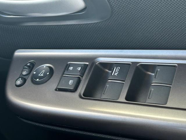 フリード+ G・ホンダセンシング ナビ/Bカメラ/ETC/ホンダセンシング(9枚目)