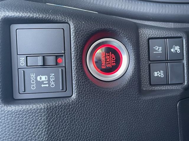 N-BOXカスタム G・Lホンダセンシング 8インチナビ/Bカメラ/ETC/ドラレコ(8枚目)