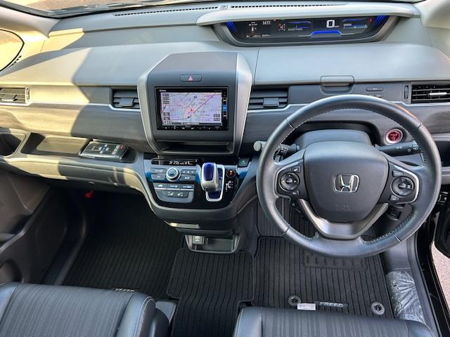 フリードハイブリッド ハイブリッド・EX ナビ/Bカメラ/ETC/ホンダセンシング(3枚目)