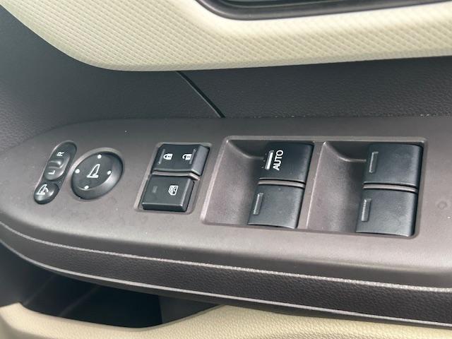 Ｎ－ＢＯＸ Ｇ・Ｌホンダセンシング　ナビ／Ｂカメラ／ＥＴＣ／ドラレコ前後（9枚目）