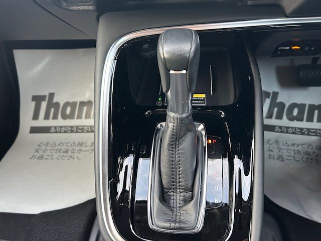 ヴェゼル ｅ：ＨＥＶＺ　ナビ／Ｂカメラ／ＥＴＣ／マルチビューカメラ（6枚目）