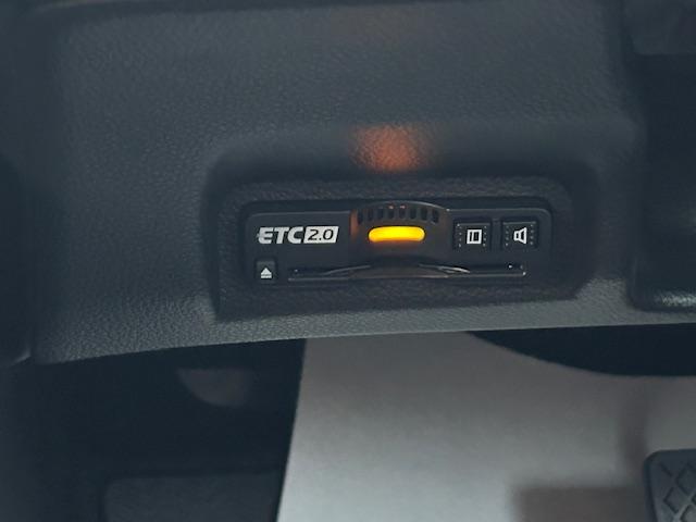 ヴェゼル ｅ：ＨＥＶＺ　ナビ／Ｂカメラ／ＥＴＣ／マルチビューカメラ（10枚目）