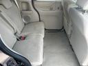 リアシートも前席同様広々としておりますので、後部座席にお乗りの方も快適に過ごして頂けます。