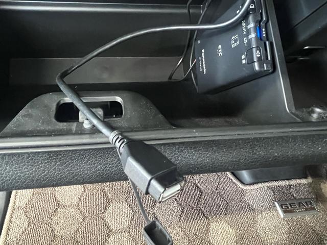 スペーシアギア マイスタイル　デュアルカメラブレーキサポート　パナソニックナビ　ＣＤ／ＤＶＤ　ＣＤ録音　ＵＳＢ　Ｂｌｕｅｔｏｏｔｈ　バックカメラ　ＥＴＣ　両側電動スライドドア　ＬＥＤライト　オートライト　当社レンタカーアップ（21枚目）