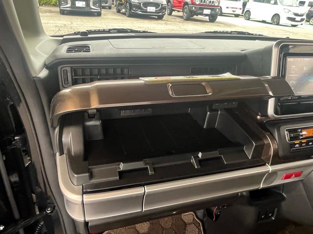 スペーシアギア マイスタイル　デュアルカメラブレーキサポート　パナソニックナビ　ＣＤ／ＤＶＤ　ＣＤ録音　ＵＳＢ　Ｂｌｕｅｔｏｏｔｈ　バックカメラ　ＥＴＣ　両側電動スライドドア　ＬＥＤライト　オートライト　当社レンタカーアップ（31枚目）