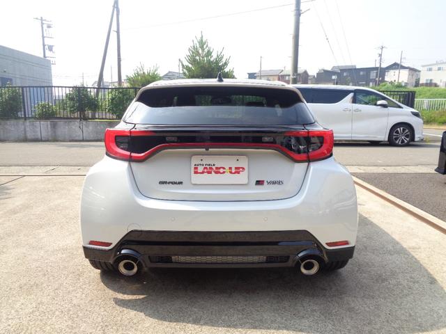 ＧＲヤリス ＲＺ　ハイパフォーマンス　ＧＲ－ＤＡＴ　４ＷＤ　８ＡＴ　サブラジエター　カーボンルーフ（7枚目）