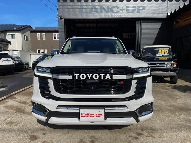 ランドクルーザー ZX モデリスタエアロ GRグリル リアエンターテイメント 全周囲カメラ アルパインデジタルインナーミラー シートヒーターエアコン サンルーフ 禁煙車 ワンオーナー 100V電源 パワーシート 3列シート(3枚目)