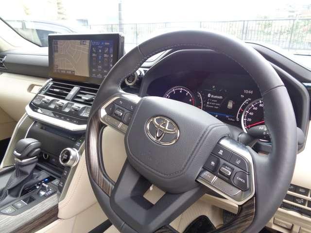 ランドクルーザー ZX モデリスタエアロ GRグリル リアエンターテイメント 全周囲カメラ アルパインデジタルインナーミラー シートヒーターエアコン サンルーフ 禁煙車 ワンオーナー 100V電源 パワーシート 3列シート(15枚目)