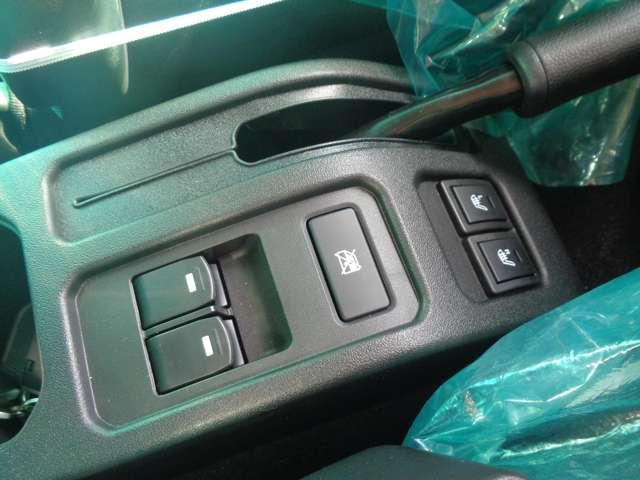 ジムニーノマド FC カスタム車 新品16インチホイールATタイヤ 10.1インチディスプレイオーディオ(20枚目)