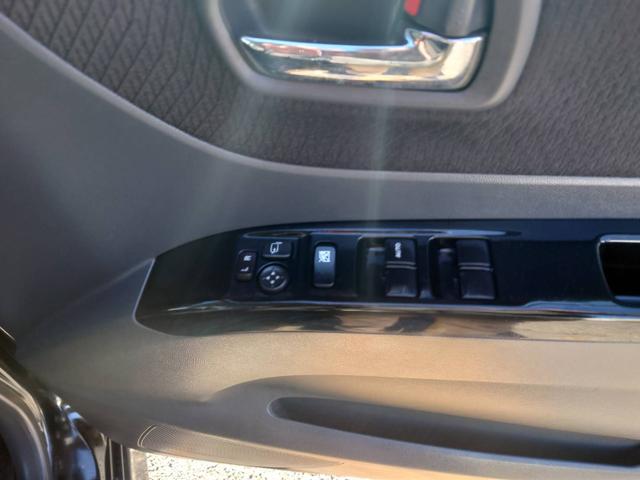 パレットSW XS フルエアロ仕様★ディスチャージライト★ナビ・TV★PWスライドドア★プッシュスタート★スマートキー★ウインカーレンズ付きDミラー★フォグランプ★(18枚目)