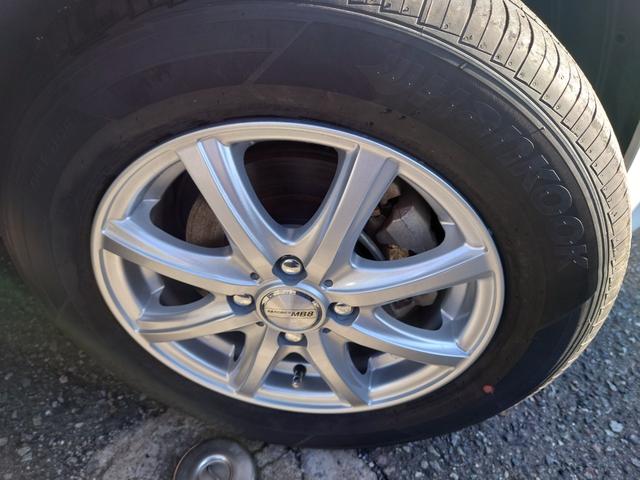 ヤリス Ｘ　走行６０００キロ台★高硬度ガラスコーティング施工済み★パノラマビューモニター★バックカメラ★純正ディスプレイナビ★ビルトインＥＴＣ★オートマチックハイビーム★ステアリングスイッチ★（36枚目）