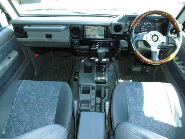 ZX ディーゼル 4WD 社外AW サンルーフ リフトアップ(4枚目)