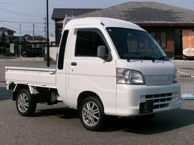 ハイゼットトラック ジャンボ　三方開　４ＷＤ　エアコン　パワステ　５速マニュアル　荷台マット付（2枚目）