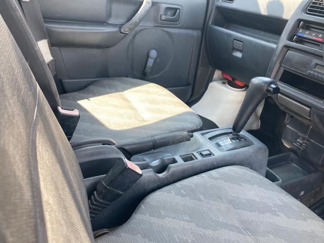 KCエアコン・パワステ 4WD AC AT(18枚目)